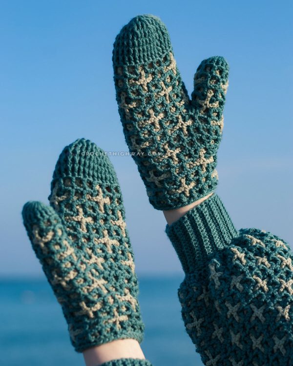 Scorpio Mittens (Crochet) on Sale - Image 3